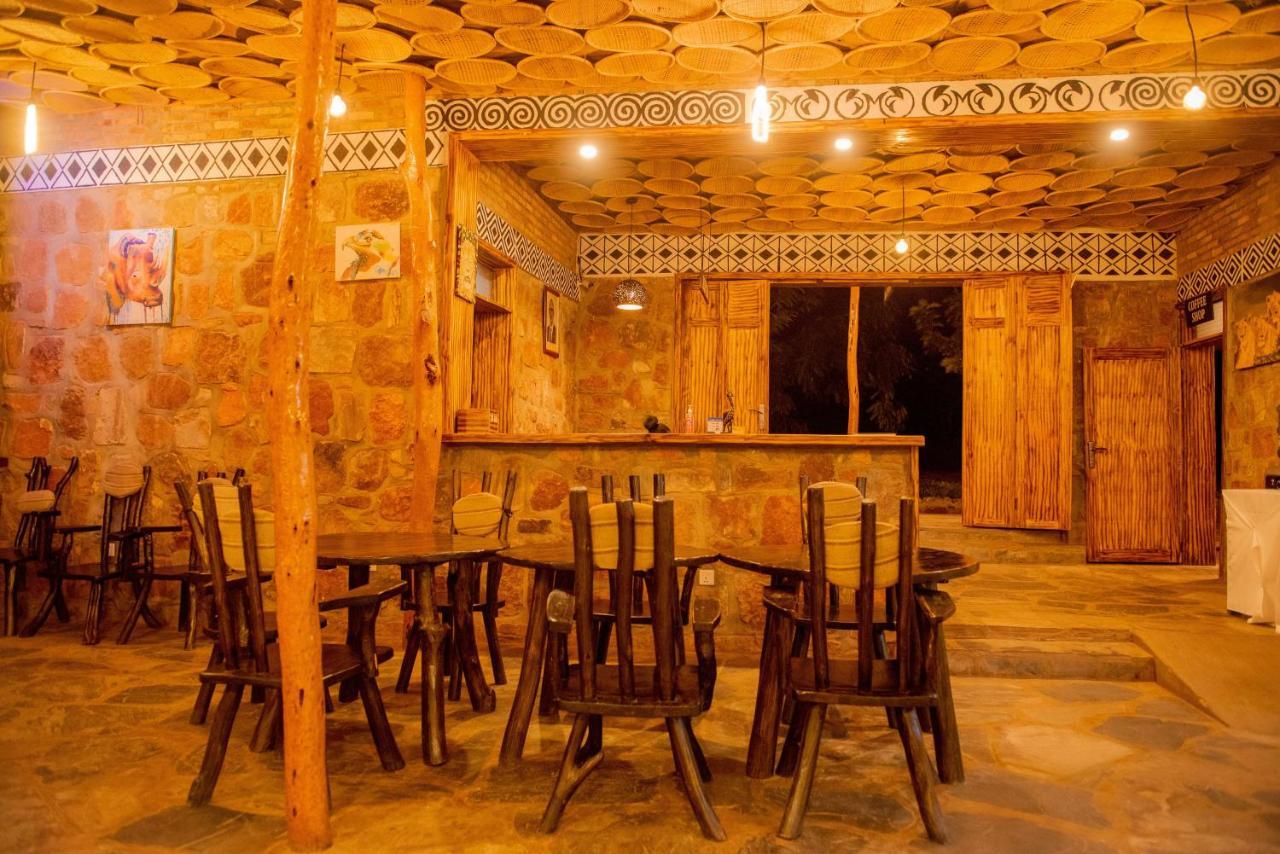 Akagera Transit Lodge Exteriör bild