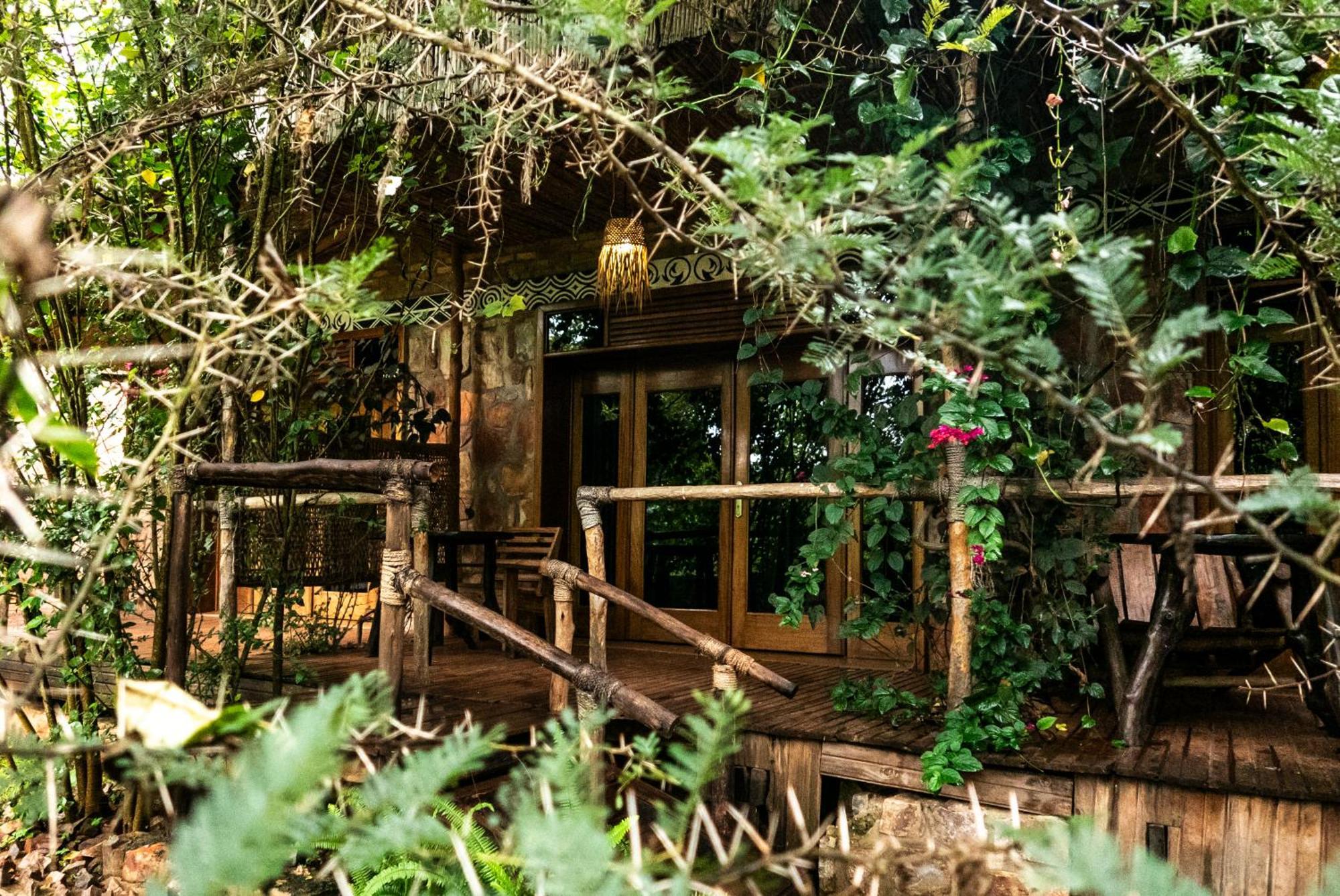 Akagera Transit Lodge Exteriör bild