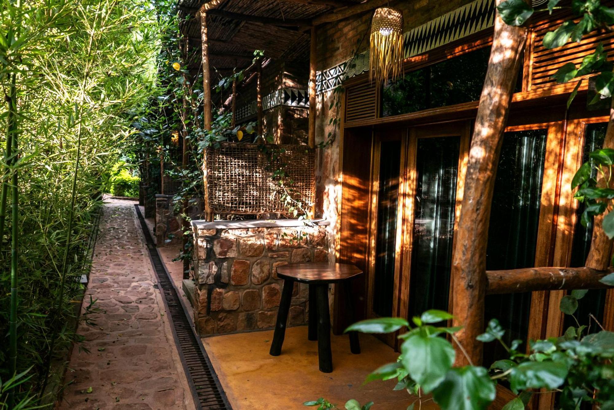 Akagera Transit Lodge Exteriör bild